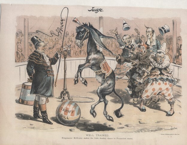 Ringmaster-McKinley-makes-the-little-donkey-dance-to-Protection-music